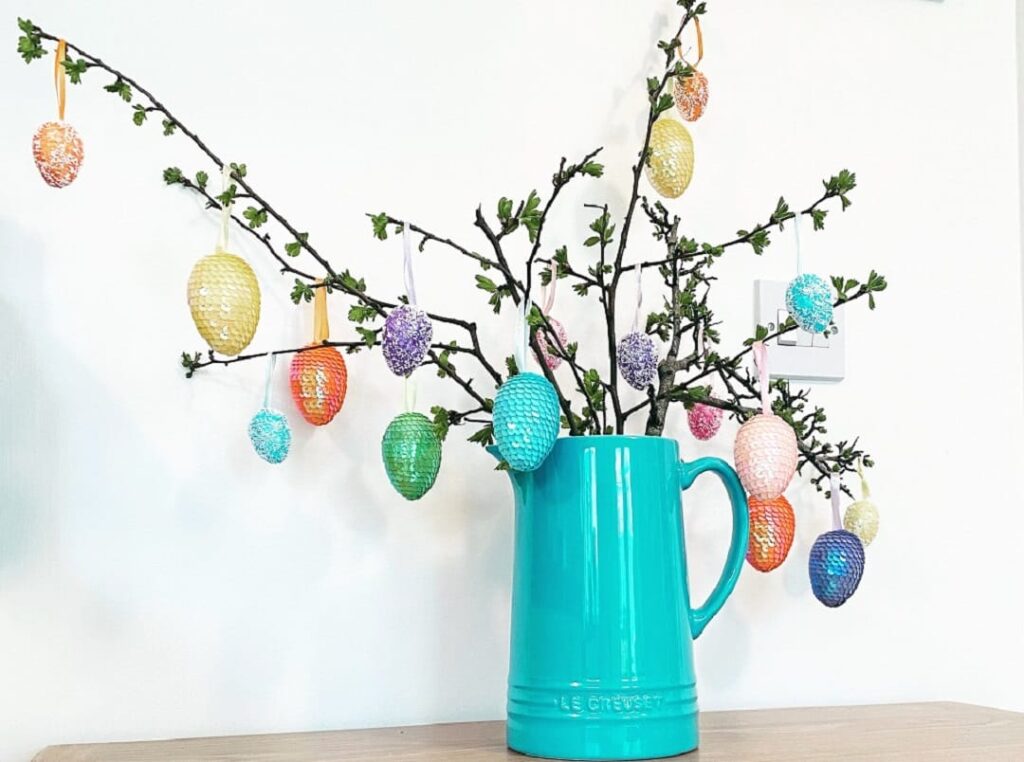 Decorate for Easter on an April weekend